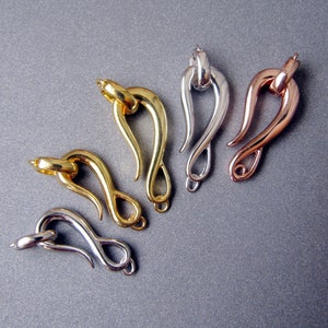 Cierre de gancho de plata esterlina • 23 x 9 / 26 x 10 mm • Vermeil de oro amarillo / rosa / rodio • Cierre moderno y elegante con piedras preciosas de perla
