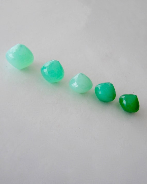 Chrysoprase half drilled onion briolettes SINGLE stone pendant AAA gem MINT green apple natural micro faceted acorn inverted drop dangle