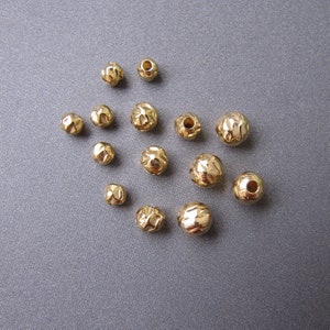 Gold gefüllte gehämmerte runde Perle 3mm 4mm 5mm 6mm Fancy Sphere Ball Rondelle Spacer Perlen Modernes, zeitgenössisches Design Bild 2