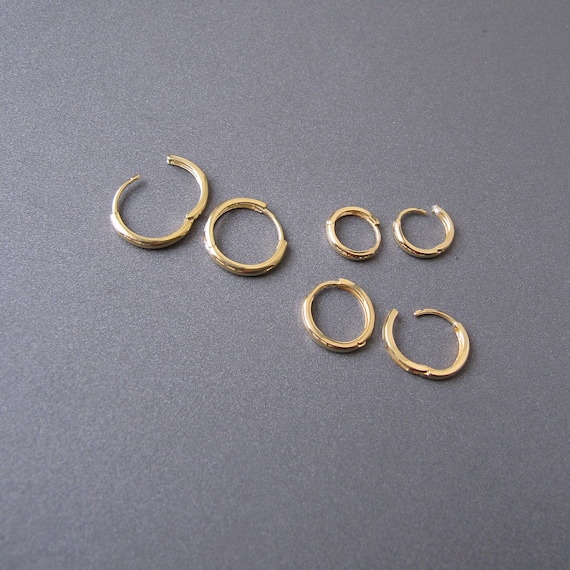 18k solid gold huggie on sale earrings