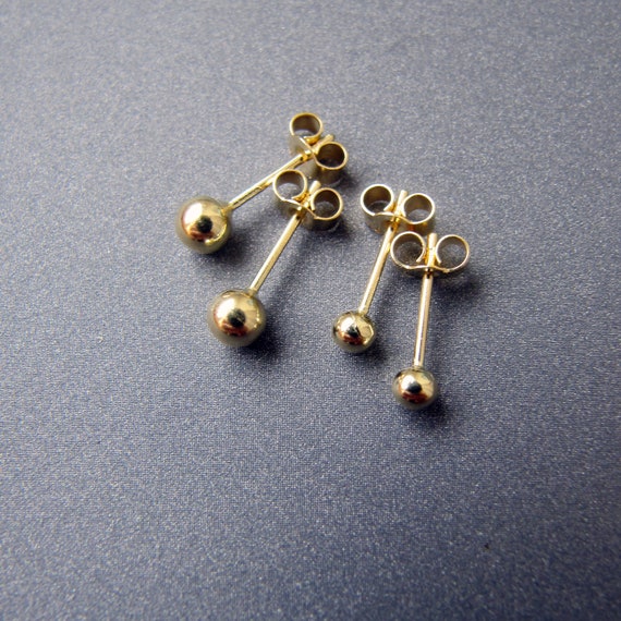 Boucles d'Oreilles Enfant boule 4mm Or Jaune 18 Carats