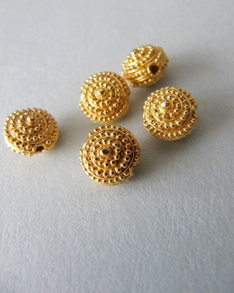 18k gold coin bead Solid 18 carat yellow gold 8mm STUNNING Designer round flat Granulation granulated Focal