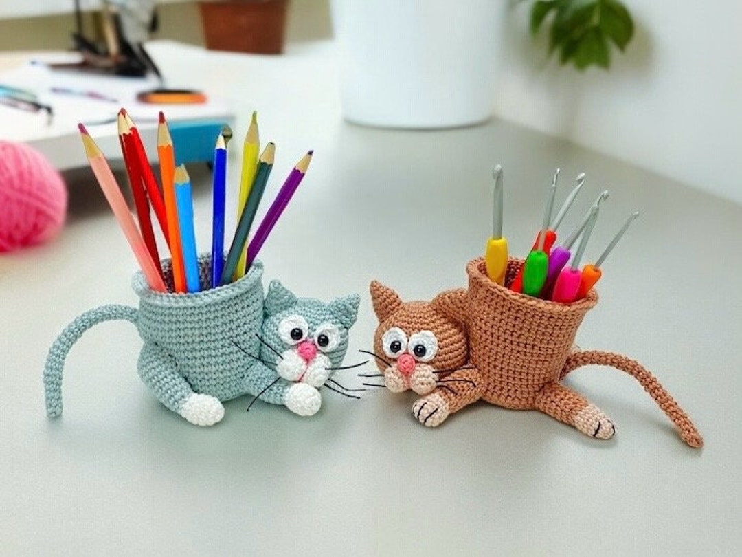 Crochet Pattern Cat Pen/needle Container