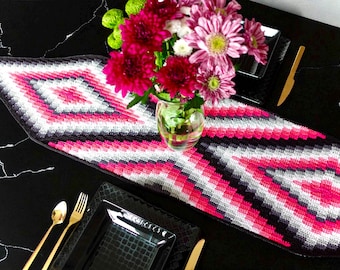 Crochet Pattern - Table Runner Corner to Corner