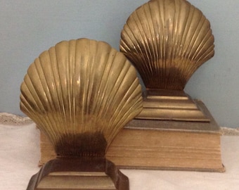 Brass Clam Shell Bookends      Vintage Shell Bookends     Shell Figurine    Beach Decor