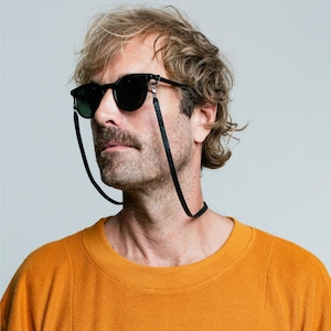 BRACELET EN CUIR noir | Porte-lunettes pour lui fait main en cuir véritable à Bali