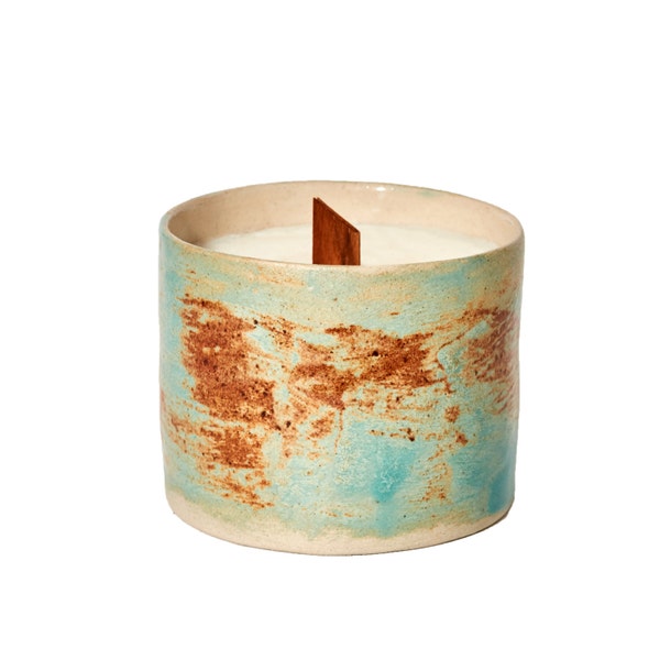 Soy Candle with Wooden wick - Ceramic Pot Candle design by JV Cobo - Roraima Collection - Made in London - Gift idea for Wife - Friend - Mum