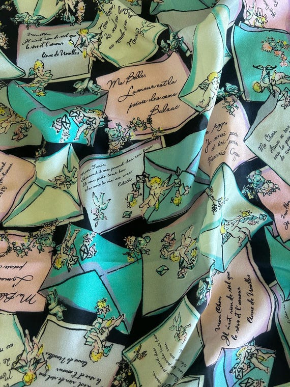 Love quotes scarf discount