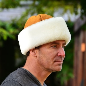 The Classic - Sheepskin Hat - Tan Shearling with White Mouton Brim - Fur Brown Camel Leather Suede