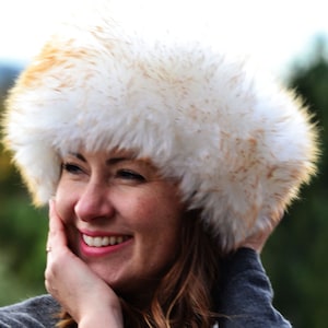 The Duchess - Chene w/ Tan Tip Brim - Shearling Hat - Sheepskin Fur Brown Camel