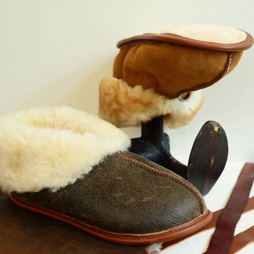 The Best Sheepskin Slippers Traditional 