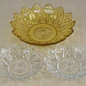 Vintage,Glass,Bowl,Candy Dish,Fruit Bowl,Sunflower shape,Trinket bowl,dessert dishes,yellow,clear glass,set of 3,1 big,2 small