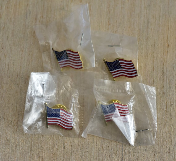 Vintage,Metal,Pin,American Flag,collectible,Set o… - image 1