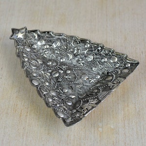 Vintage,Candy,Nut Dish,Trinket Tray,Silver Dish,Small Tray,Plate,International,Silver Company,Silver Plated, Christmas Tree,Collectible