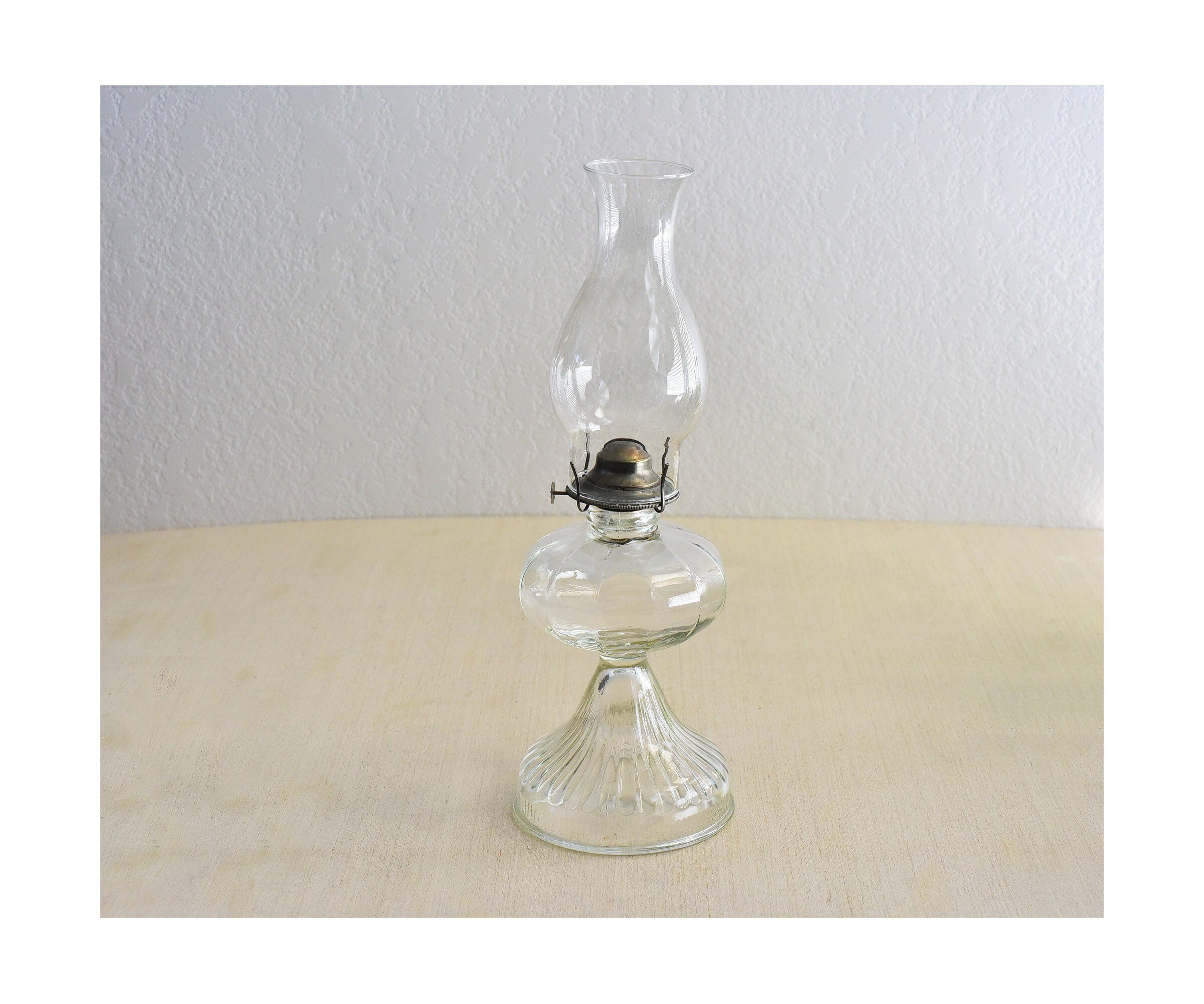 Queen anne no 2 clearance oil lamp 22