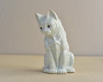 Vintage, lindo, grande, cerâmica, gato, feito em Taiwan, estatuetas de gato, estatueta de gato, colecionável, azul e branco, gato de cerâmica, estatueta pintada à mão