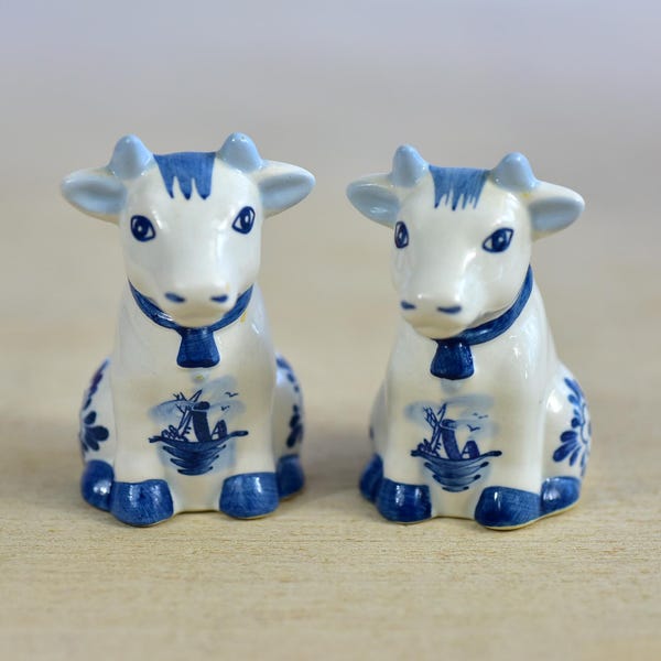 Vintage, Blau und Weiß, Delft, Kuhform, Salz und Pfeffer, Streuer, Made in Amsterdam, Holland, Sammlerstück