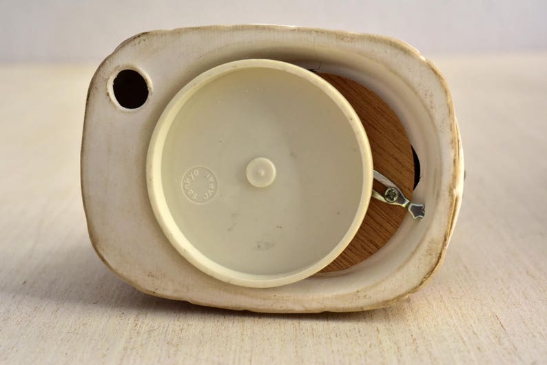 Vintage,Collectible,Porcelain,Boy and Girl,Praying,Music Box,Price Import,Sankyo Japan,Praying Candlelight,Twinkle Twinkle,Christmas Gift