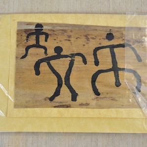Vintage,Hawaiano,Corteza de plátano,Arte,Antiguo,Petroglifos hawaianos,Agrupación de figuras,Recuerdo,Tamaño de tarjeta,Sobre,Coleccionable