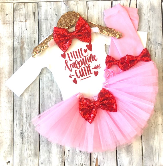 newborn girl valentine outfit