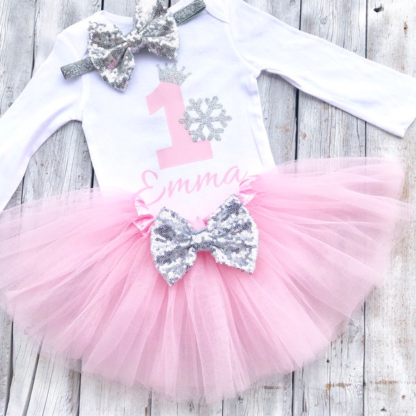 Girls pink silver winter onederland 1st birthday outfit, winter wonderland birthday outfit, first birthday 1st birthday, onederland silver