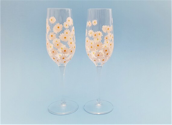 Champagne Flute//glass. Will you be my bridesmaid Gift Personalised Prosecco