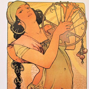 Art Nouveau Art Print de Alphonse Mucha/ Salomé, Obra gitana, Color Book Plate for framing/ 9 X 11 3/4"