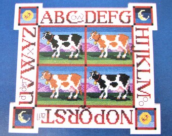 Holstein Cow Sampler Cross Stitch Pattern/ Cross Stitch 1988. "Country Cows" Dairy Farm counted colour cross stitch chart picture