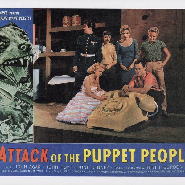 Attack of the Puppet People Sci Fi Horror Movie Poster / Cheesy Science Fiction Film tiene personas que se reducen Impresión de arte para enmarcar / 9 "X 11 5/8"