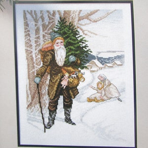 Dimensions Counted Cross Stitch Kit - Santa's Arrival Stocking