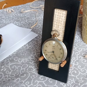Porta orologio da tasca fatto a mano con porta orologio in rete per maglieria in legno