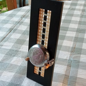 Hand Made Pocket Watch Stand with wooden knitting net Watch Holder Watch Storage