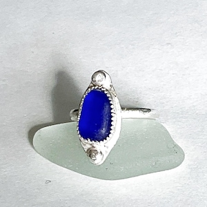 Blue sea glass ring, sterling silver ring, Sea glass jewelry for women, Christmas gift for girlfriend, adjustable ring, beach glass ring.