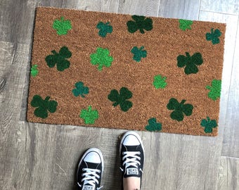 Shamrock Doormat, Outdoor Doormat, St. Patrick’s Day Doormat, Spring Doormat, Four Leaf Clover, Irish Decor, Front Porch Decor, Spring Porch