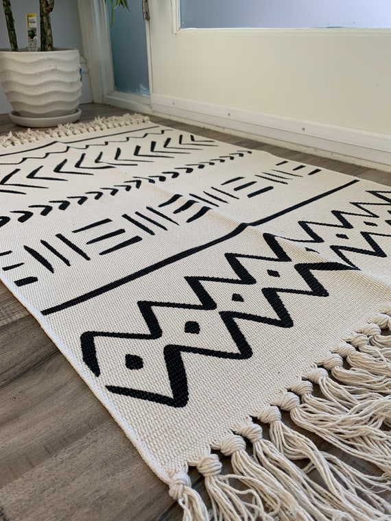 Black and White Striped Rug / Doormat Layering Rug / Small Accent