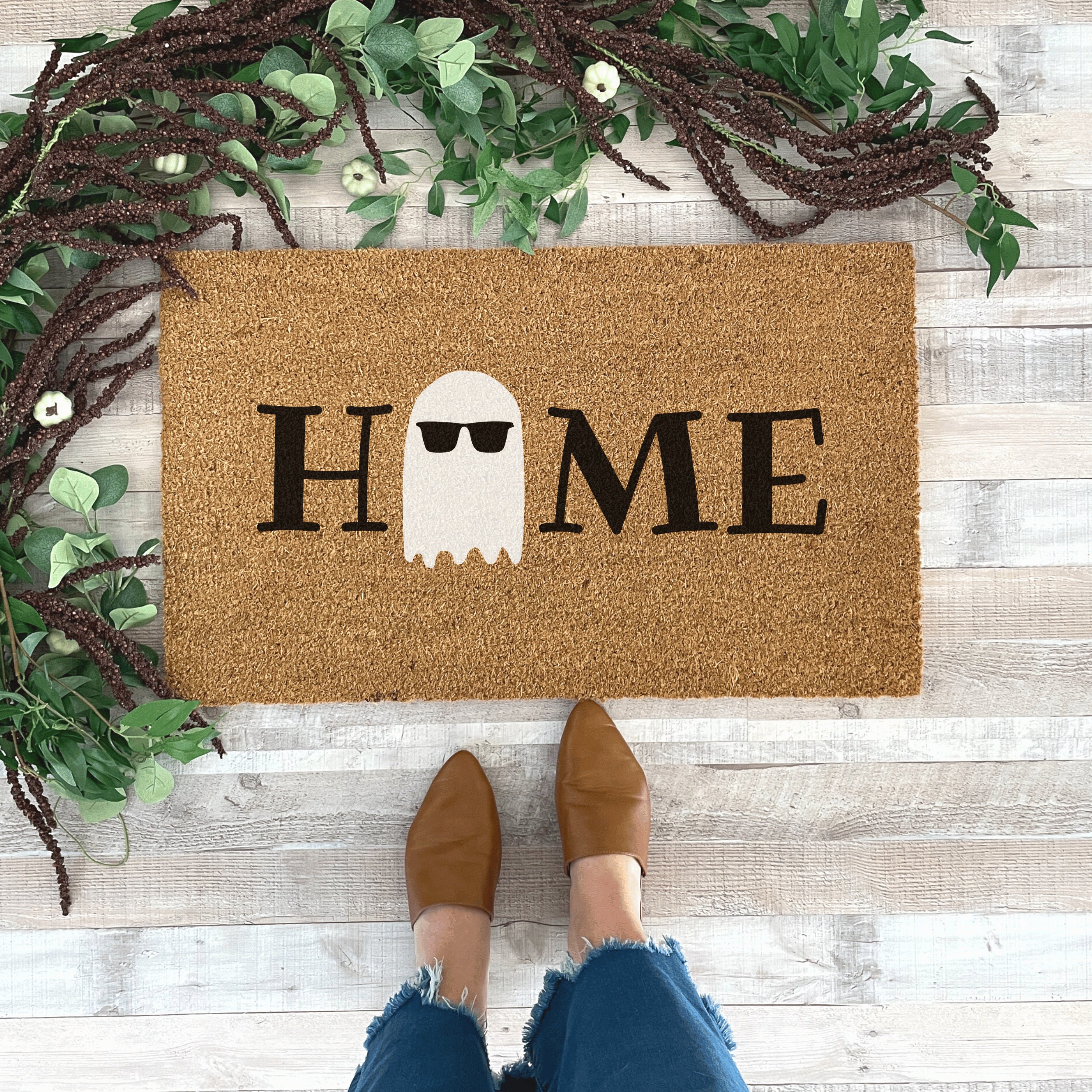 Discover Halloween Front Doormat, Cute Ghost Welcome Mat