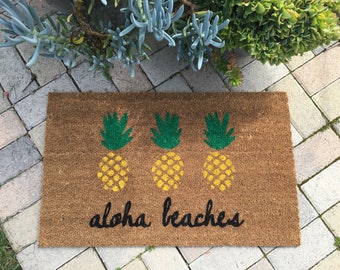 Aloha Beaches Pineapple Doormat, Funny Tropical Beach House Welcome Mat