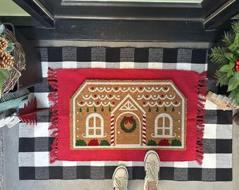 Christmas Doormat, Gingerbread House Doormat, Holiday Welcome Mat, Christmas Front Porch Decor, Gingerbread Christmas Decor