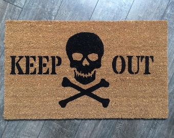 Keep Out Doormat / Skull Welcome Mat / Halloween Door Mat / Funny Welcome Mat / Wedding Gift / Housewarming Gift // Gift for Guy / Men's Rug