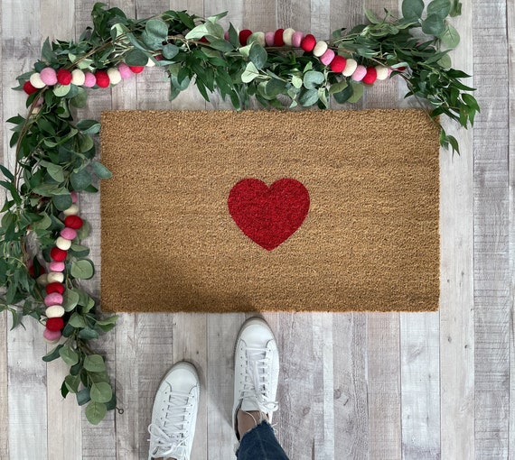 Painted Welcome Mat & DIY Wreath With Cricut Maker - Small Stuff Counts