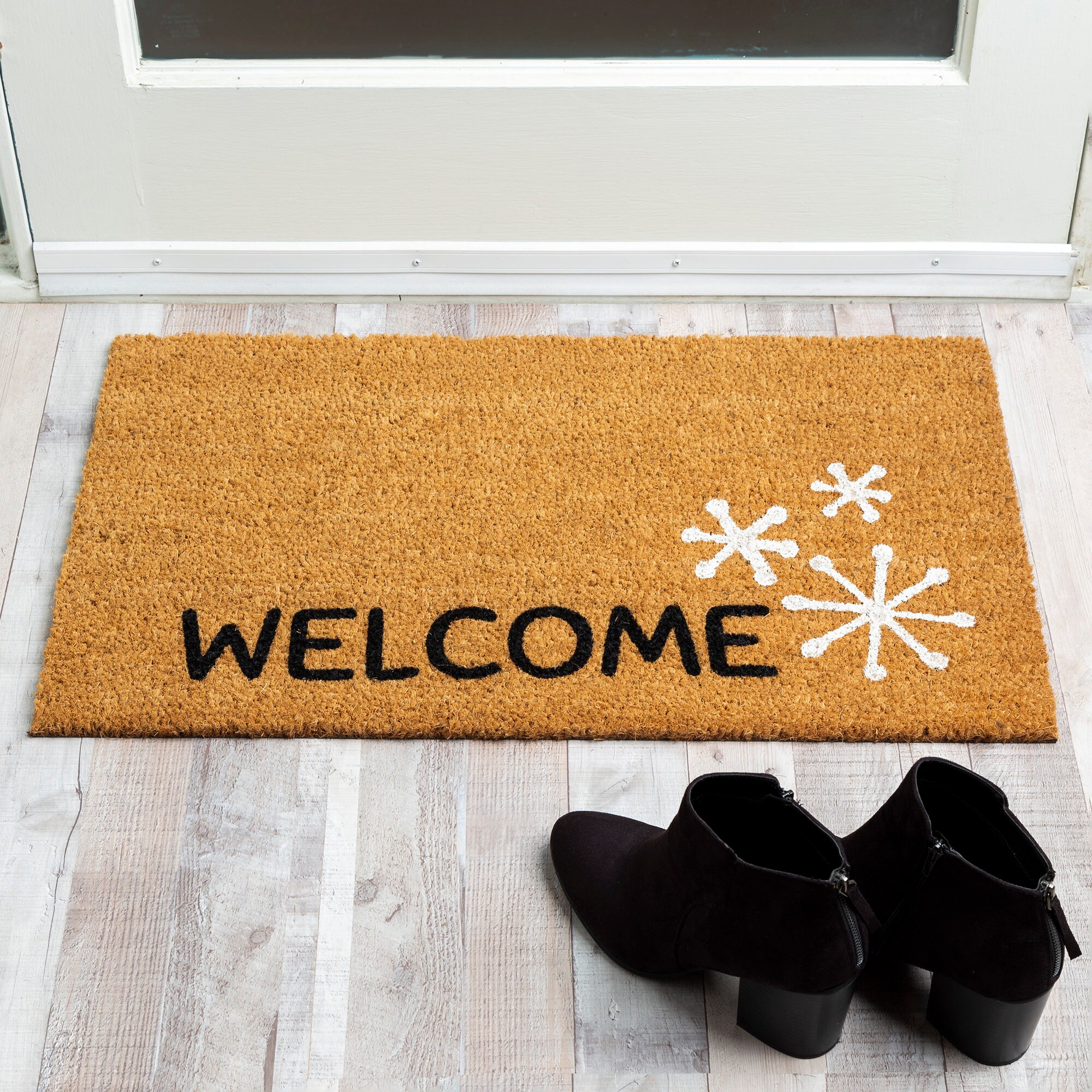 EwdeWwo Christmas Winter Indoor Doormat Welcome Door Mat 18 x 30,  Snowflake and Holly Berries Retro Style PVC Leather Mat Soft Non-Slip  Rubber