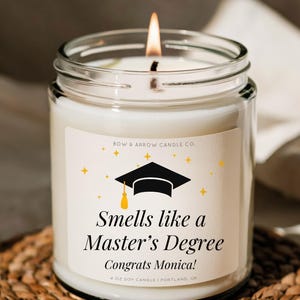 Riecht wie eine Master-Abschluss-Geschenk-Soja-Kerze | Kundenspezifische Kerze für College-Graduierten | Bachelor, Master oder PhD