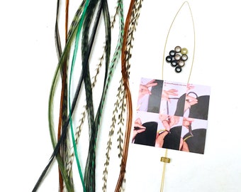 15 loose feathers for hair extension with green and natural colours mix. DIY feather kit with Beads + Threader + quick instructions.