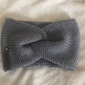 Knitted Twisted Earwarmer