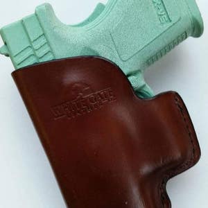 IWB Concealed Carry Springfield XD 40 Sub-Compact Leather Holster image 3