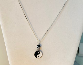 Ahnk evil eye contadiodjo necklace