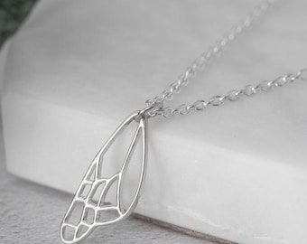 Collar de mariposa para la concientización sobre la fibromialgia: dije de ala de plata esterlina