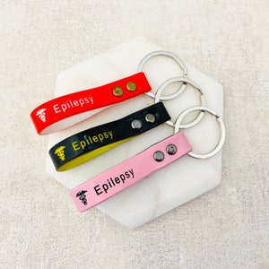 Porte-clés épileptique recyclé en acier inoxydable, silicone, alerte médicale, identification, porte-clés, cadeau contre l'épilepsie, accessoires de chaîne, cadeaux pour hommes, femmes, dames, Royaume-Uni