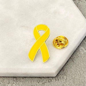 Yellow Awareness Ribbon Pin For Liver Bladder Cancer Sarcoma Endometriosis Support Unisex Gifts Mens Womens Ladies Badge Brooch Present UK Metal backing only