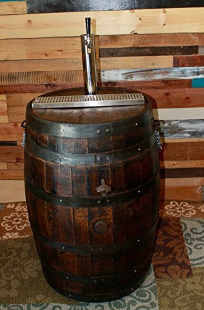 Whiskey Barrel, Mobile Beer Serving Bar With Co2 Tank, Regulator, Keg